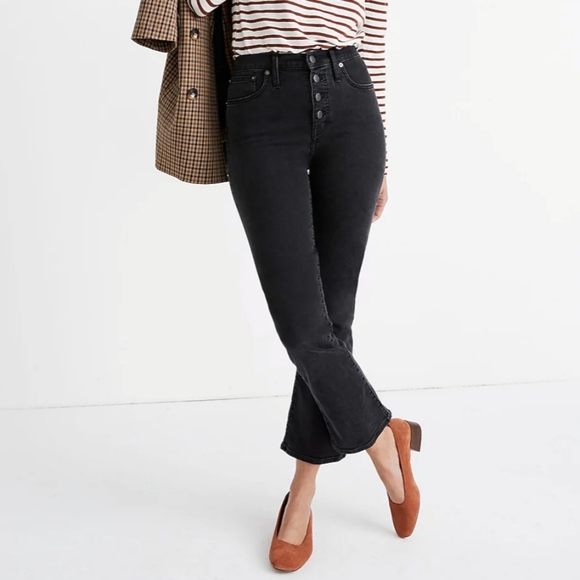 Madewell Cali Demi-Boot Jeans in Bellspring Black Wash Button-Front Edition - Picture 1 of 7
